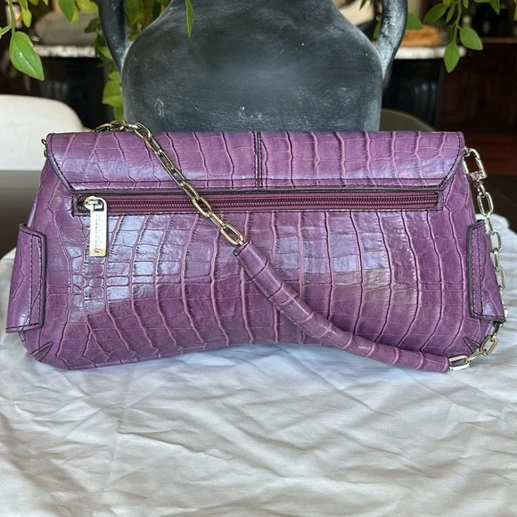 Vtg Rina Rich purple croc leather handbag
